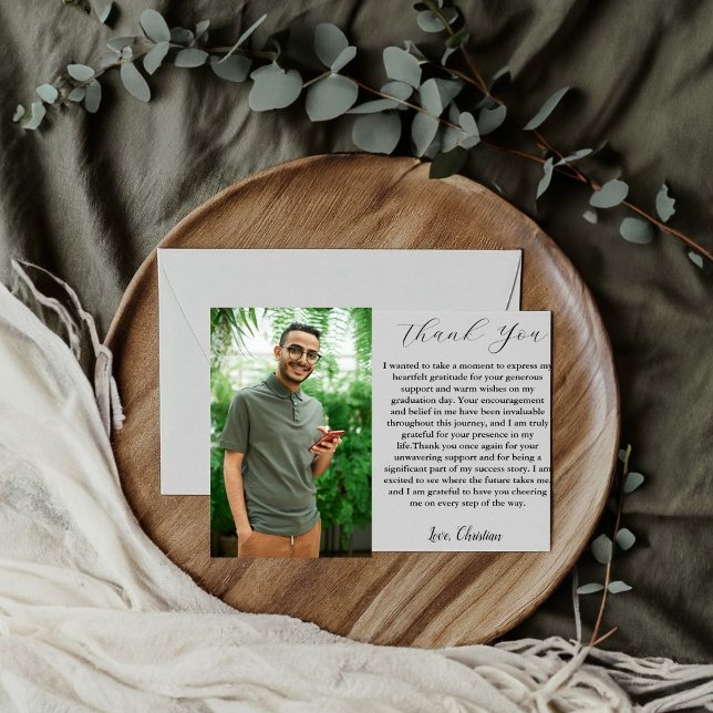 Moderner Graduate Foto Abschluss Danke Karte (Von Creator hochgeladen)