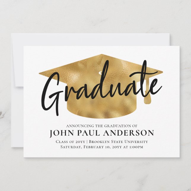 Moderner Graduate Metallic Gold Grad Cap Abschluss Ankündigung (Vorderseite)