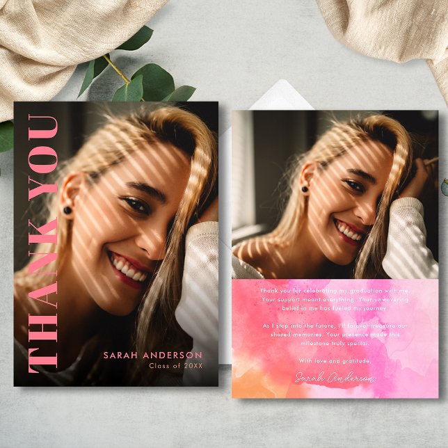 Moderner Graduate Rosa und Orange Foto Abschluss Dankeskarte (Von Creator hochgeladen)