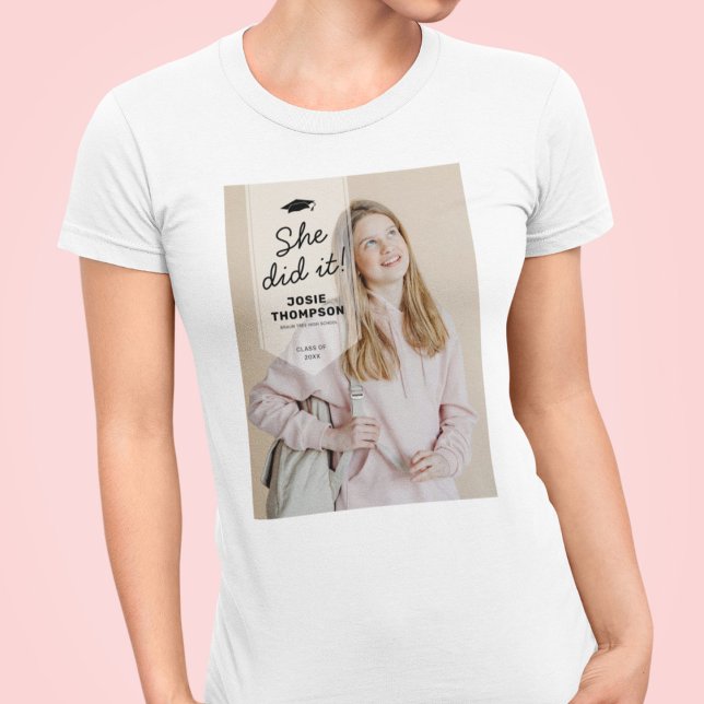 Moderner Graduate Sash Foto Abschluss Tri-Blend Shirt (Von Creator hochgeladen)