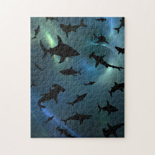 Moderner Hai-Kiefer unter der Meergalaxie