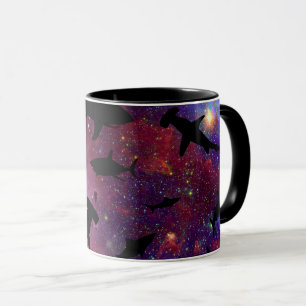 Moderner Hai-Kiefer unter der Meergalaxie Tasse