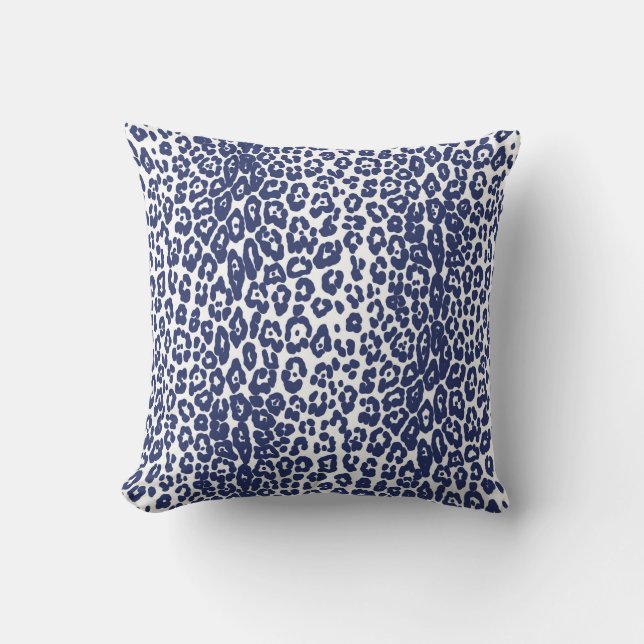 Moderner Leopardendruck in Weiß und Marineblau Kissen (Vorderseite)