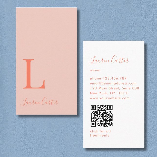 Moderner Minimaler Monogram Blush Orange QR Code Visitenkarte (Modern Minimal Monogram Blush Orange QR Code Business Card)