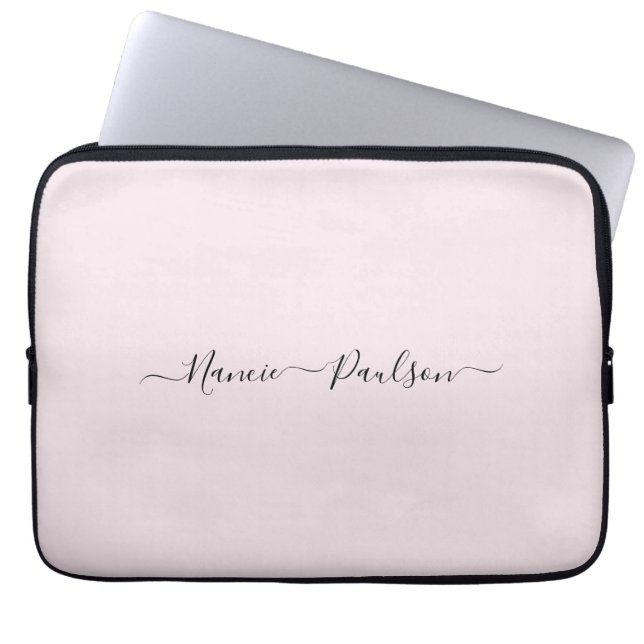 Moderner Minimalistisch Blush Pink Script Individu Laptopschutzhülle (Vorderseite)