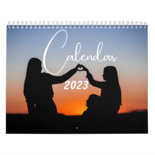 Moderner minimalistischer Kalender 2025