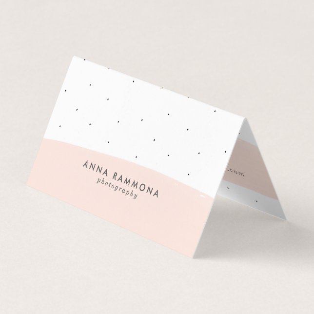 Moderner Minimalistischer pastellrosa Pinselstrich Visitenkarten (Vorderseite)
