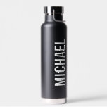 Moderner Minimalistischer Personalisierter Name Trinkflasche<br><div class="desc">Modernes Minimalistisches Design mit personalisiertem Namen in modernem fett serifenem Schriftart. Perfekt als Urlaubsgeschenke für ihn, väterliche Tagesgeschenke und Geschenke für jeden besondere Anlass.</div>