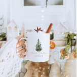 Moderner Minimalistischer Weihnachtsbaum Frohe Wei Kaffeetasse<br><div class="desc">Das ist ein modernes minimalistisches Geschenk-Tag-Template mit einem schönen immergrünen Aquarell und einem eleganten Kalligraphie-Schriftart . Die Farbe des Weihnachtsbaumes ist nicht bearbeitbar, und der Wortlaut im Schriftart der Goldkalligraphie ist nicht editierbar (aber die Farbe kann geändert werden!) // Für passende Artikel, besuchen Sie bitte die "ARDEN" Kollektion im Geschäft...</div>