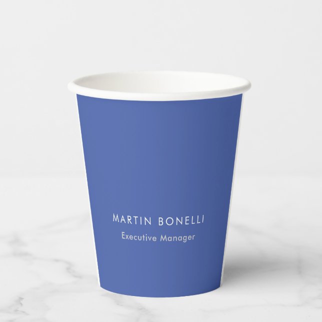 Moderner mittelblauer Schlichter Minimalistischer  Pappbecher (Vorderseite)