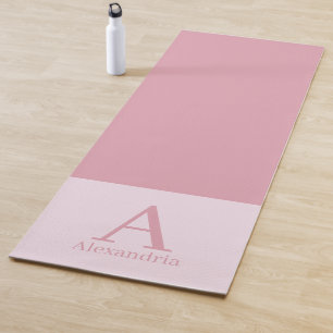 Moderner Monogramm Name Minimal rosa Yogamatte