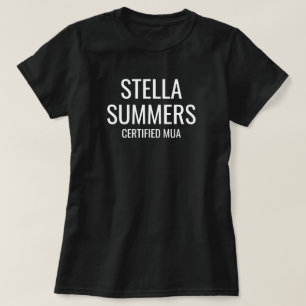 Moderner Name in großen schwarzen Buchstaben & Log T-Shirt