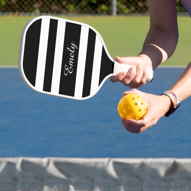 Moderner Name Schwarz/Weiß Pickleball Schläger (InSitu)