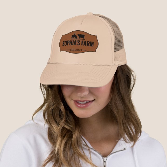Moderner Personalisierter Name des Betriebs mit Os Truckerkappe (Beispiel)