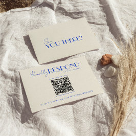 Moderner QR Code Blue Retro Französisch Whimsical  RSVP Karte