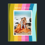 Moderner Regenbogen Merry und Bright Vertikal Feiertagspostkarte<br><div class="desc">Merry and Bright Modern Rainbow Christmas Design Vertikal</div>