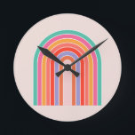 Moderner Regenbogen Mitte des Jahrhunderts Runde Wanduhr<br><div class="desc">Abstrakt Retro Regenbogen - farbiger Regenbogen.</div>