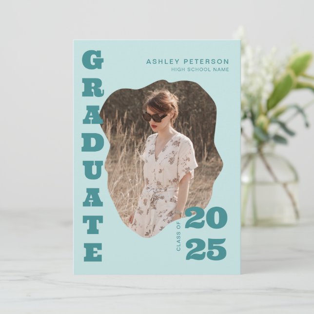Moderner Retro-Aquamarine Typografie-Foto-Abschlus Ankündigung (Stehend Vorderseite)