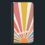 Moderner Retro Individuelle Name Spaß Vintager Reg Geldbeutel Hülle Für Das Samsung Galaxy S5<br><div class="desc">Das moderne Retro-Gehäuse mit Vintagem Regenbogen-Sonnenburst ist das perfekte Zubehör für jeden, der einen Pop von Farbe und Persönlichkeit zu seinem Handy hinzufügen möchte. Das Gehäuse zeichnet sich durch ein lebendiges und spielerisches Regenbogendesign aus, das an die famose 70er-Ära erinnert und zugleich moderne Designelemente enthält. Mit der Funktion individuelle Name...</div>