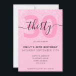 Moderner Rosa Glitzer Elegantes Drehbuch 30. Gebur Einladung<br><div class="desc">Moderne Pastel Pink Glitzer 30. Geburtstag Einladung. Minimalistisches 30. Geburtstag Einladung Design mit eleganten Kalligraphie handgeschriebenen Skript-Schriftart.</div>