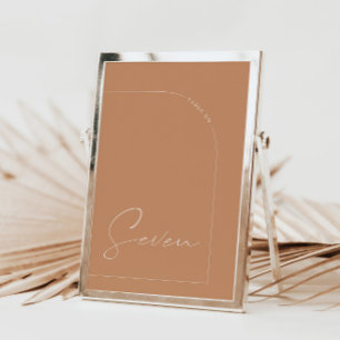 Moderner Rostbogen Tisch Sieben Tischnummer