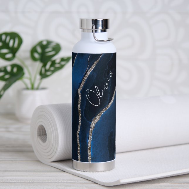 Moderner Stil mit Namen Trinkflasche (Yoga)
