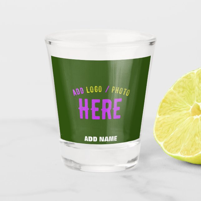 MODERNER STILVOLLER KUSTOM-WALD GRÜNE ÜBERPRÜFTE M SCHNAPSGLAS (Vorderseite)