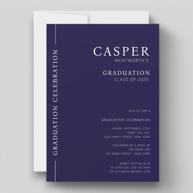 Moderner, stylischer Typograf und blaue Graduierte Einladung (modern boys graduation invitation class of 2025)