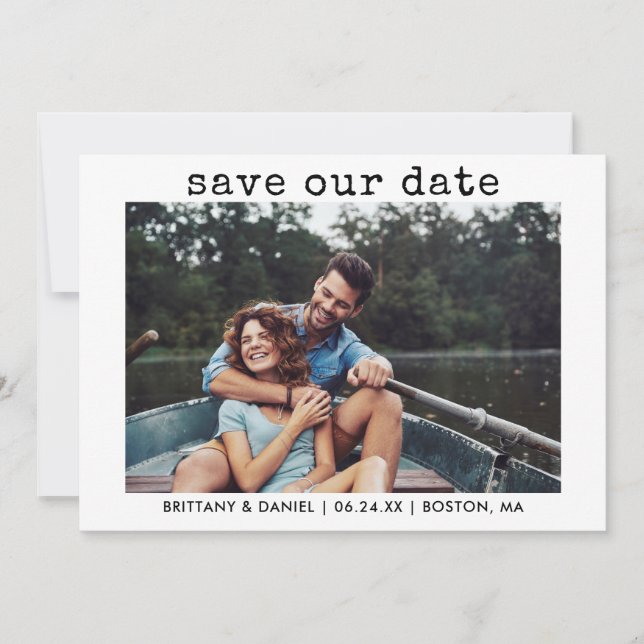 Moderner, trendiger Schreibmaschinentext Unser Dat Save The Date (Vorderseite)