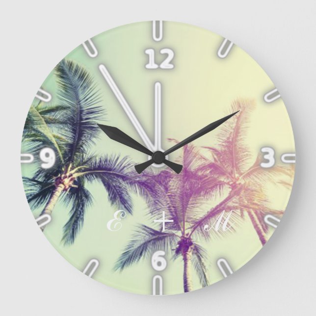 Moderner tropischer Strand, Palmen - Monogramm Große Wanduhr (Vorderseite)