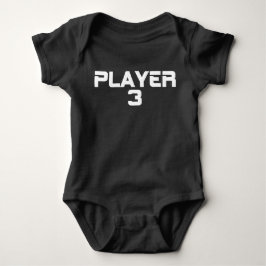 Moderner Typografie-Player Drei-Matches Baby Strampler