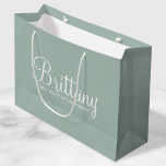 Moderner Vorschlag für eine Personalisierte Brides Große Geschenktüte<br><div class="desc">Moderne Personalisierte Bridesmaid Vorschlag Geschenktasche mit personalisiertem Brautjungwein im modernen,  weißen Schriftart-Stil mit dem Titel in weißer,  moderner Sans Serif Schriftart Stil auf schlangengrünem Hintergrund. Auch perfekt für Trauzeugin,  Blume Mädchen und mehr.</div>