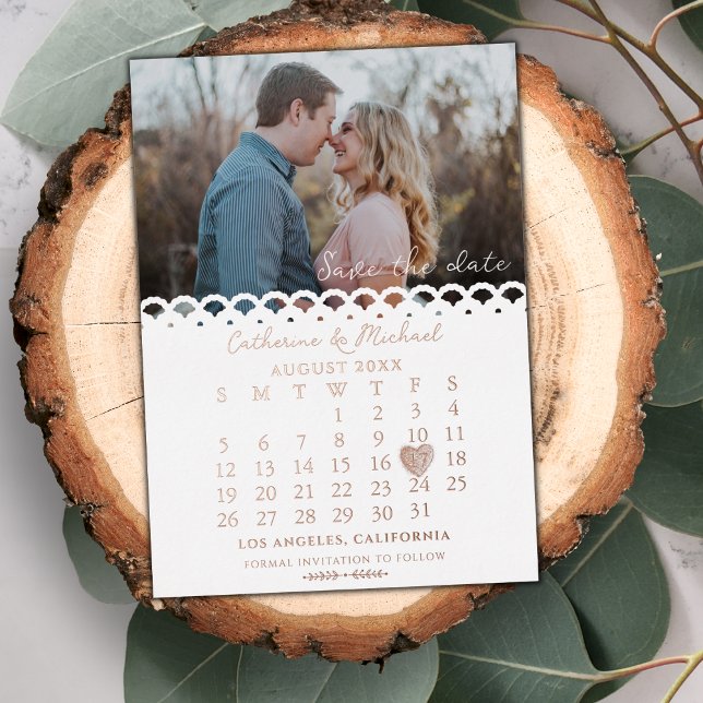 Moderner White Lace Foto Calendar Save the Date Folieneinladung (Von Creator hochgeladen)