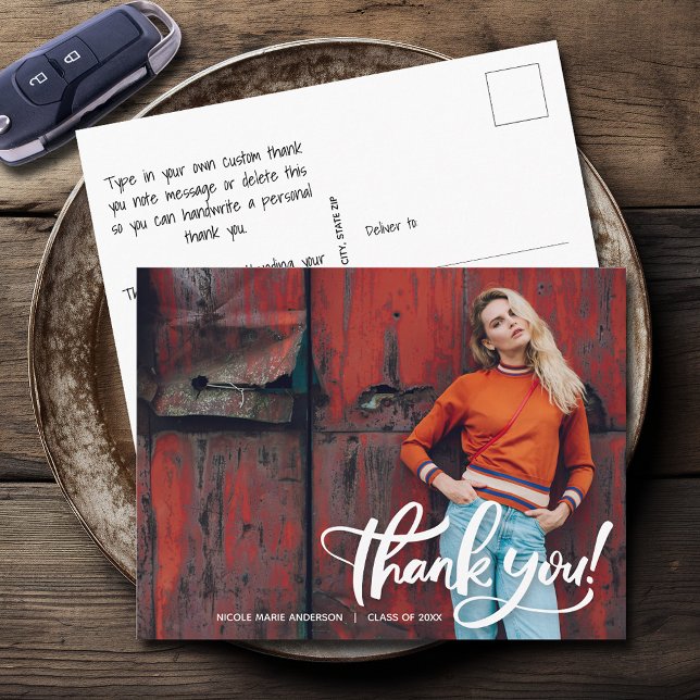 Modernes Abschluss Foto Vielen Dank Postkarte (Modern script thank you photo graduation postcards)