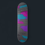 Modernes Abstrakt geometrisches Muster Skateboard<br><div class="desc">Dieses moderne Design zeichnet sich durch ein geometrisches Muster in grau,  aquamarin,  rosa und lila #gray #pink #lila #girly #geometric #geometric #abstrakt #customgifts #custom #christday #holidays #holidays #christmasgifts #holidaygifts #masculine #feminine #girsh #stilsh #trendy #sports #sports #hotelry #Skater #Skateboards #skateboard #skateboarding #fun #cool #custom #christmas #year #giftsforhim #giftsforher #giftsforher</div>
