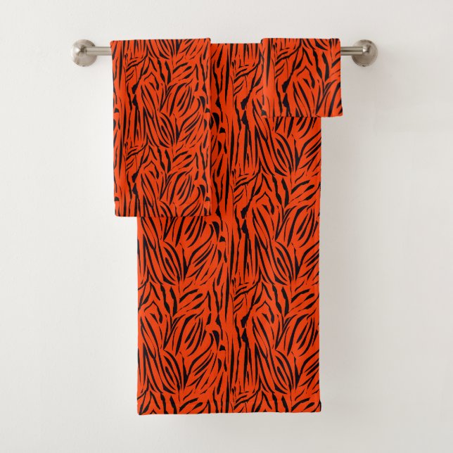 Modernes Abstraktes Tierhautmuster Orange Black Badhandtuch Set (Insitu)