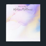 Modernes Abstraktes Watercolor Lila Goldene Namens Notizblock<br><div class="desc">Dieses abstrakte lila Aquarellfarbe und das goldene Farbenspiel der Imitate mit Ihrem individuelle Name machen diese Optik leicht zu einem ganz besonderen Erlebnis.</div>