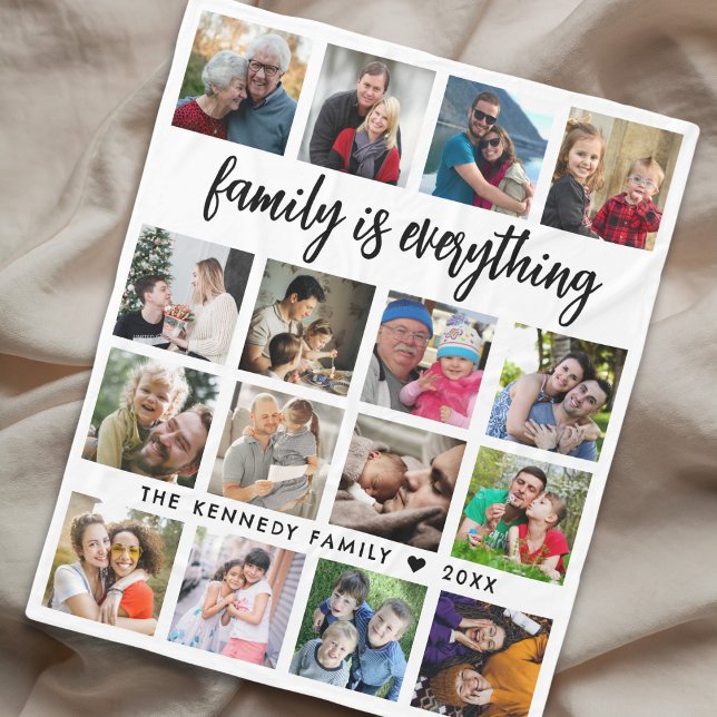 Modernes Angebot von 16 Fotocollage-Familiennamen Fleecedecke (Von Creator hochgeladen)