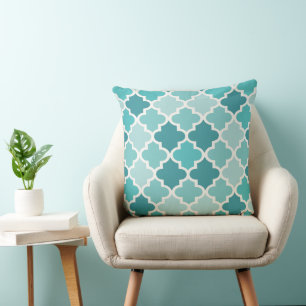 Modernes Aquamarines, marokkanisches Quatrefolienm Kissen