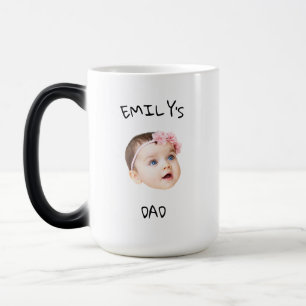 Modernes Babygesicht für neuen Vater, neues Vatert Verwandlungstasse
