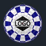 Modernes, benutzerdefiniertes Logo-Image für Blau  Dartscheibe<br><div class="desc">Benutzerdefiniertes Logo auf blauem und weißem Dart Board. Besser,  wenn das Bild quadratisch ist.</div>
