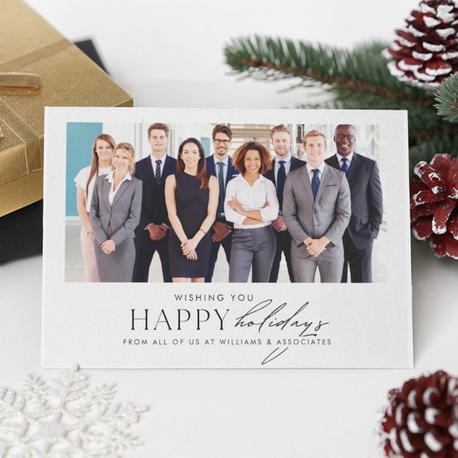 Modernes Berufliches Unternehmensteam Feiertagskarte (Corporate holiday card with business team photo and Happy Holidays message.)