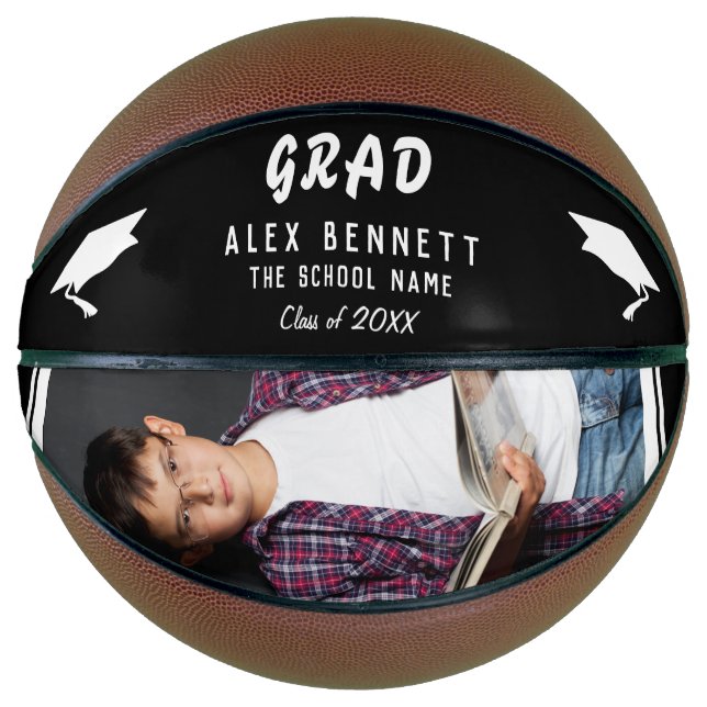 Modernes Black Graduate Grad Abschluss Foto Basketball (Vorderseite)
