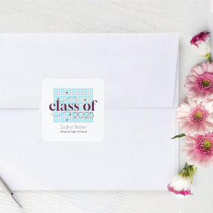 Modernes Blue Burgundy Graduation Cap Muster Quadratischer Aufkleber