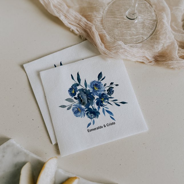 Modernes Blue Floral Wedding Napkin Serviette (Von Creator hochgeladen)
