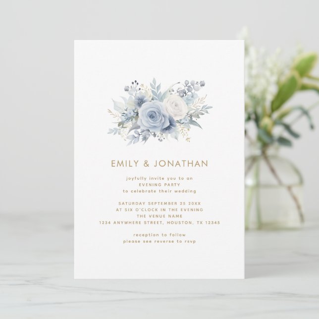 Modernes Blue Florals Gold QR Wedding Abend Party Einladung (Stehend Vorderseite)