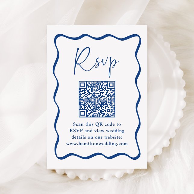 Modernes Blue Wavy Frame QR Code Wedding RSVP Begleitkarte (Von Creator hochgeladen)