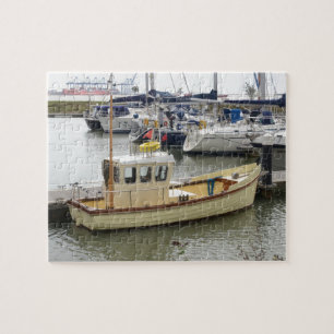 Modernes Boat Traditioneller Stil