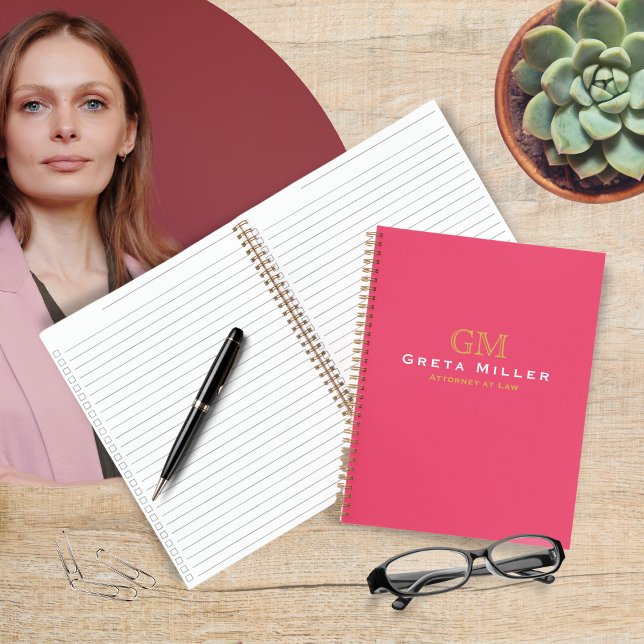 Modernes Business Hot Pink Gold Monogram Notebook Notizbuch (Von Creator hochgeladen)