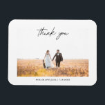 Modernes Chic Script-Handwriting Wedding Foto Magn Magnet<br><div class="desc">Elegant ein Foto Hochzeit danke Magnet. Die perfekte Art Ihre Liebe und Dankbarkeit zu senden.</div>